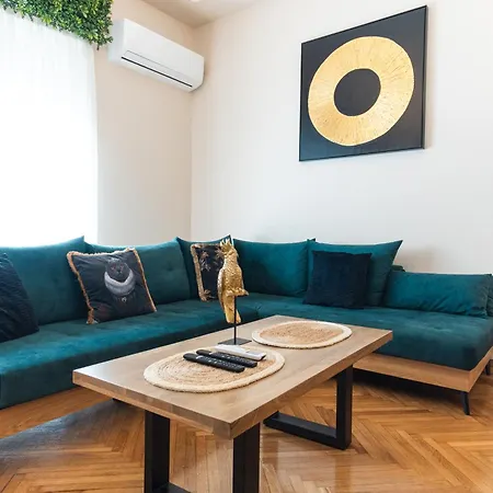 The Aristocratic House Apartment Athens Exterior photo